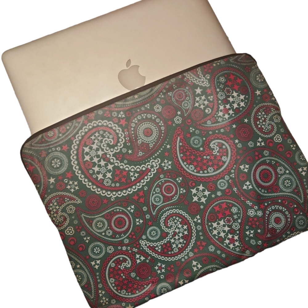 Paisley Laptop case